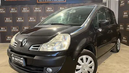 Nero Usata 2011 Renault Modus Monovolume | 3000 € (Buon prezzo)