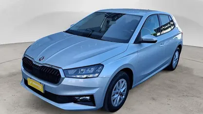 Usata Skoda Fabia Selection 80 CV (58 kW) 2024 Argento Utilitaria