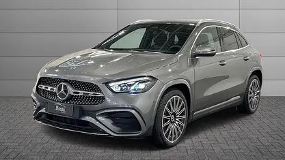 Bianco Nuova 2025 Mercedes GLA180 SUV | 47.000 € (Buon prezzo)