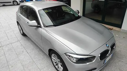 Usata BMW 114 Sport Line 95 CV (69 kW) 2018 Gray Utilitaria