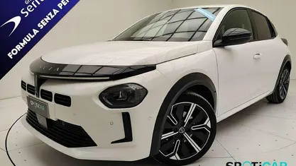 Usata Lancia Ypsilon 110 CV (80 kW) 2025 Bianco Utilitaria