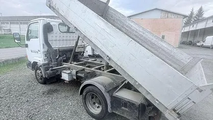 Usata Nissan Cabstar 106 CV (77 kW) 2000 Pick-up