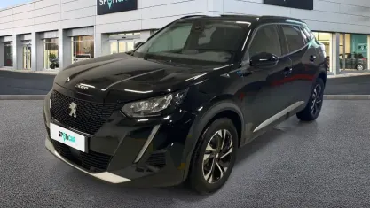 Usata Peugeot e-2008 Allure 100 kW (136 CV) 2022 Nero SUV