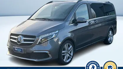 Grigio metallizzato Usata 2020 Mercedes V250 Premium Monovolume | 45.500 € (Buon prezzo)