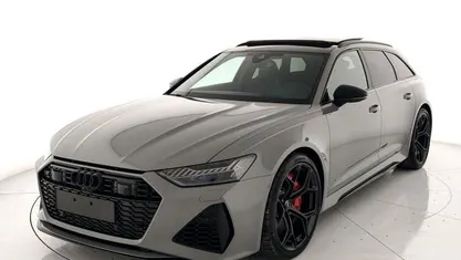 Grigio Usata 2024 Audi RS6 Performance Station wagon | 137.500 € (Buon prezzo)
