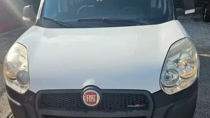 Usata Fiat Doblò Emotion 90 CV (66 kW) 2011 Bianco Monovolume
