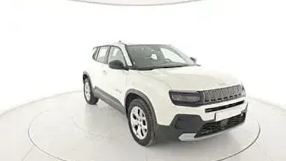 Usata Jeep Avenger Altitude 101 CV (74 kW) 2025 Beige SUV