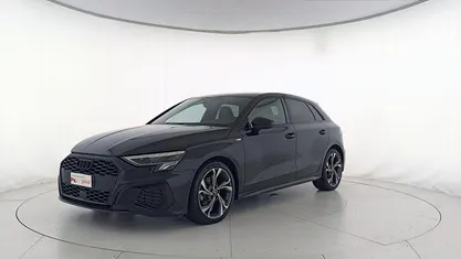 Nero mito metallizzato Usata 2022 Audi A3 S-Line Berlina | 26.900 € (Buon prezzo)