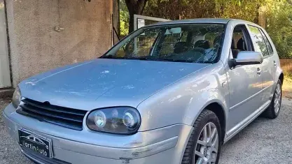 Usata VW Golf IV 101 CV (74 kW) 2000 Grigio Berlina