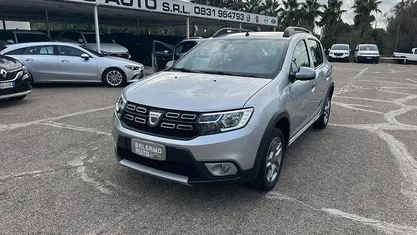 Argento Usata 2021 Dacia Sandero Comfort Due volumi | 9500 € (Buon prezzo)