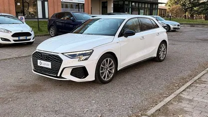Usata Audi A3 S-Line 150 CV (110 kW) 2023 Bianco Berlina