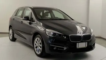 Usata BMW 216 Active Tourer Luxury Line 116 CV (85 kW) 2018 Blu Monovolume