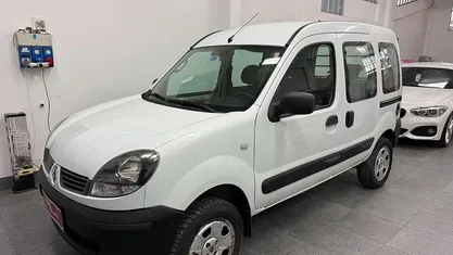 Usata Renault Kangoo 95 CV (69 kW) 2006 Monovolume