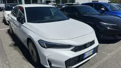 Nuova Honda Civic Sport 184 CV (135 kW) 2026 Bianco Utilitaria