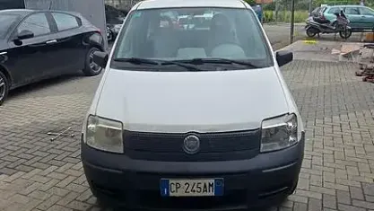 Usata Fiat Panda 54 CV (39 kW) 2005 Bianco Utilitaria