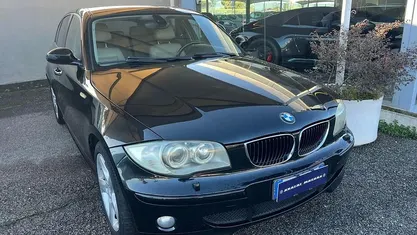 Nero Usata 2005 BMW 118 Utilitaria | 2900 € (Buon prezzo)