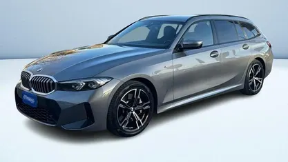 Grigio metallizzato Usata 2023 BMW 330 M Sport Station wagon | 44.900 € (Buon prezzo)