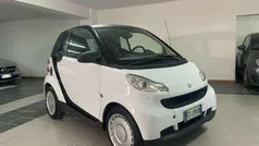 Bianco Usata 2010 Smart ForTwo Coupé Passion Due volumi | 5900 € (Buon prezzo)