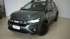 Verde Nuova 2025 Dacia Sandero Extreme Due volumi | 17.990 € (Buon prezzo)