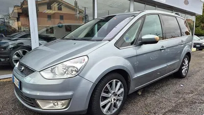 Usata Ford Galaxy Ghia 140 CV (102 kW) 2008 Grigio Monovolume