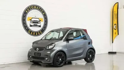 Usata Smart ForTwo Cabrio Brabus 109 CV (80 kW) 2017 Grigio scuro Cabrio