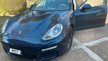 Usata Porsche Panamera 300 CV (220 kW) 2014 Blu Utilitaria
