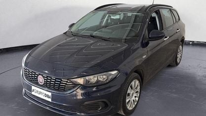 Käytetty Fiat Tipo 2020 Sininen Sedan