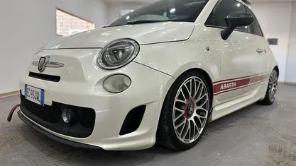Usata Abarth 500 135 CV (99 kW) 2010 Bianco Berlina