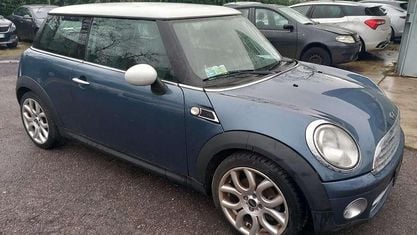 Usata Mini Cooper D 109 CV (80 kW) 2010 Blu/azzurro Utilitaria
