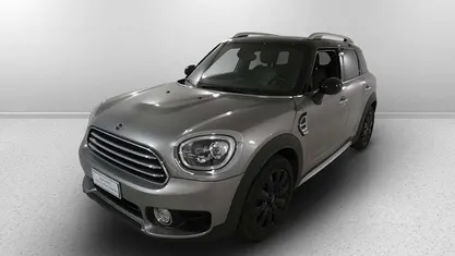 Argento Usata 2019 Mini Cooper D Countryman Hype SUV | 21.000 € (Buon prezzo)