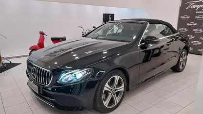 Usata Mercedes E220 194 CV (142 kW) 2018 Cabrio