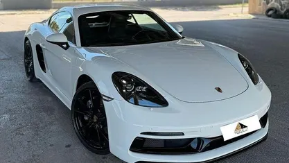 Bianco Usata 2017 Porsche 718 Cayman Coupé | 52.950 € (Buon prezzo)