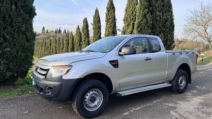 Gebraucht Ford Ranger XL 150 PS (110 kW) 2015 Silber Pickup