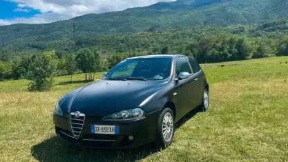 Usata Alfa Romeo 147 Exclusive 120 CV (88 kW) 2009 Nero Utilitaria