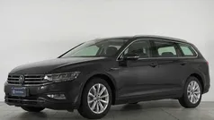 Grigio Usata 2023 VW Passat Business Station wagon | 30.800 € (Buon prezzo)