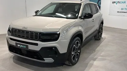 Grigio Usata 2025 Jeep Avenger Summit SUV | 21.950 € (Buon prezzo)