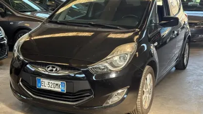 Usata Hyundai ix20 Comfort 90 CV (66 kW) 2012 Nero Utilitaria
