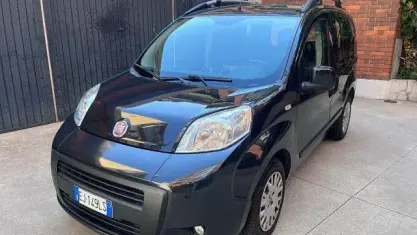 Usata Fiat Qubo Dynamic 95 CV (69 kW) 2011 Nero metallizzato Monovolume