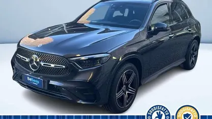 Grigio metallizzato Usata 2023 Mercedes GLC300e AMG Line Premium Plus SUV | 54.900 € (Buon prezzo)