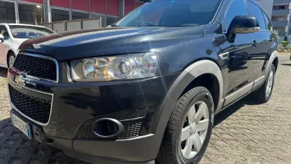 Usata Chevrolet Captiva LS 163 CV (119 kW) 2012 Grigio SUV