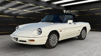 Usata Alfa Romeo Spider 122 CV (89 kW) 1990 Bianco Cabrio