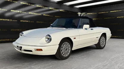 Usata Alfa Romeo Spider 122 CV (89 kW) 1990 Cabrio