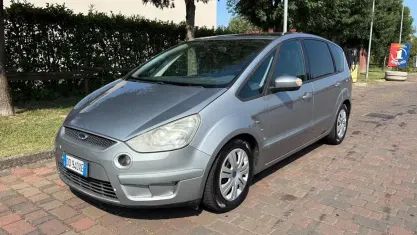 Usata Ford S-MAX Titanium 140 CV (102 kW) 2006 Grigio Monovolume