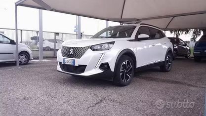 Gebraucht Peugeot e-2008 Allure 100 kW (136 PS) 2021 Weiß SUV