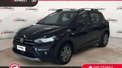 Usata Dacia Sandero Comfort 101 CV (74 kW) 2021 Nero nacrè Berlina