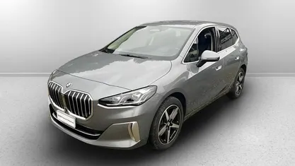 Grigio Usata 2024 BMW 218 Active Tourer Comfort Edition Monovolume | 34.900 € (Buon prezzo)