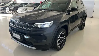 Usata Jeep Compass 131 CV (96 kW) 2024 Grigio SUV