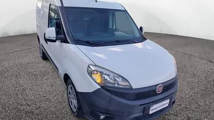 Usata Fiat Doblò 105 CV (77 kW) 2016 Monovolume