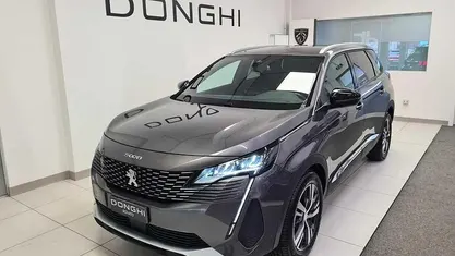 Platinum Usata 2024 Peugeot 5008 Allure Monovolume | 28.500 € (Buon prezzo)