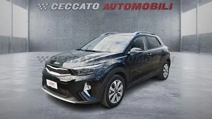 Usata 2025 Kia Stonic Style SUV | 14.287 € (Ottimo prezzo)